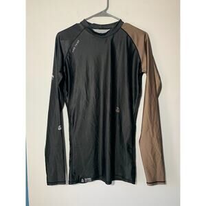 War Tribe Long Sleeve Athletic Shirt  Size M Elevate Collection Echelon